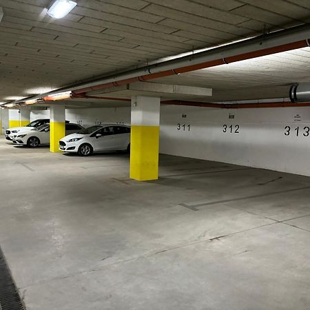Big 21 Old Town Lux Apartment, Self Check-In 24H, Free Parking พอซนาน ภายนอก รูปภาพ