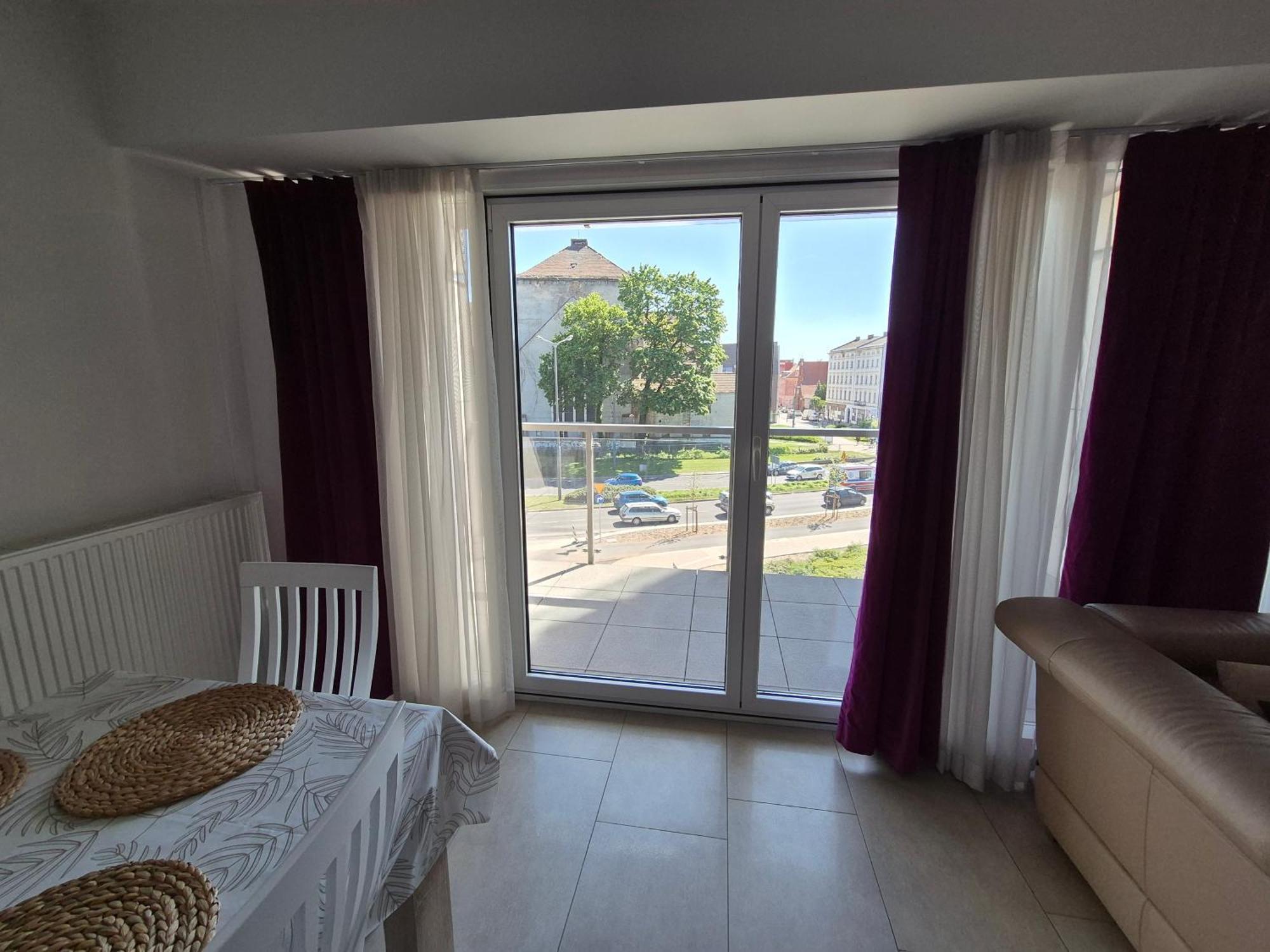 Big 21 Old Town Lux Apartment, Self Check-In 24H, Free Parking พอซนาน ภายนอก รูปภาพ