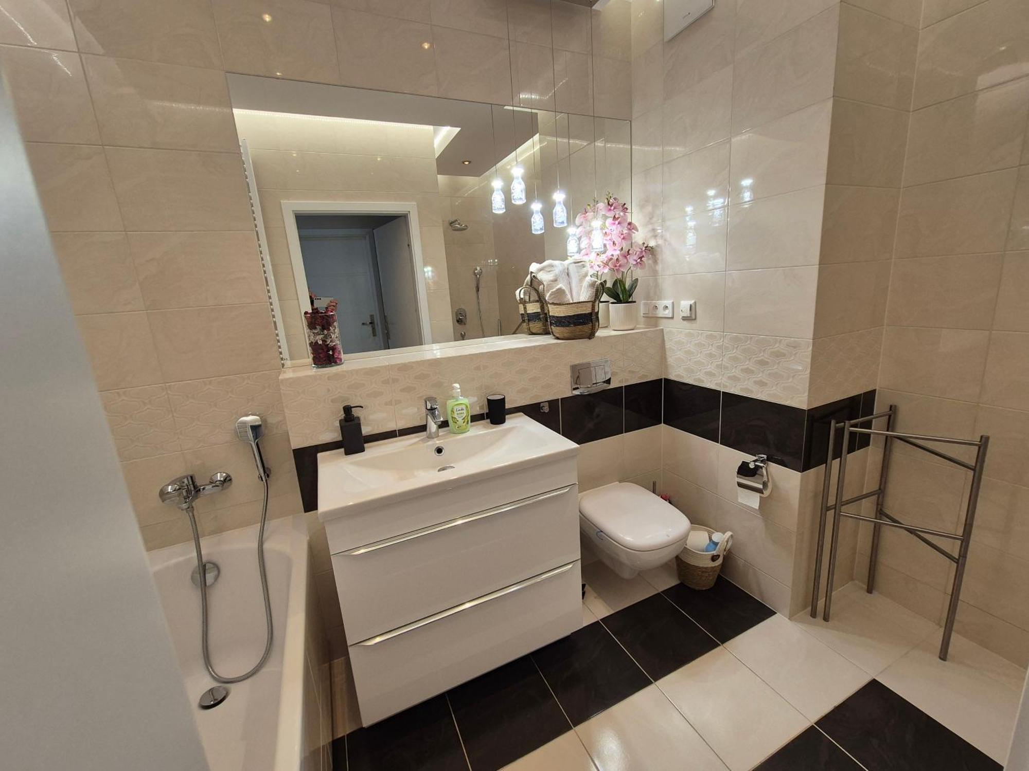 Big 21 Old Town Lux Apartment, Self Check-In 24H, Free Parking พอซนาน ภายนอก รูปภาพ